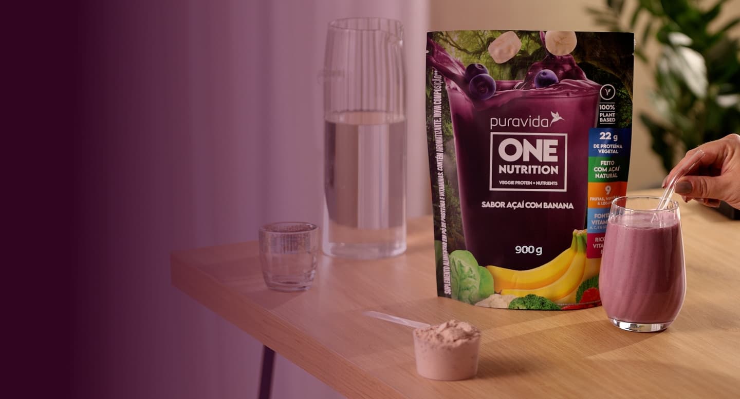 Pouch One Nutrition açaí com copo e scoop Pouch One Nutrition açaí com copo e scoop